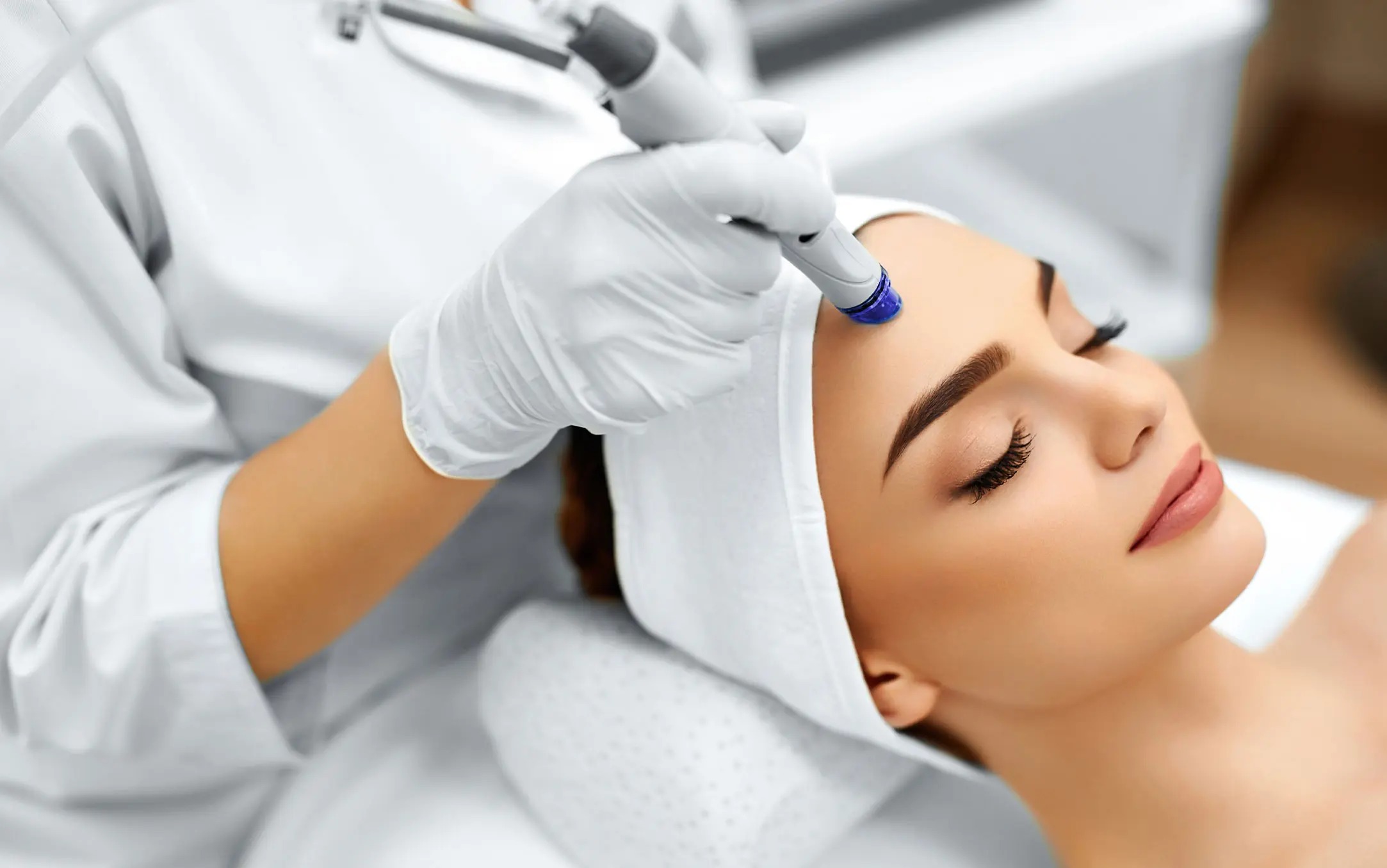 What Is Collagen Lift Therapy and How Can It Help Ageing, Loose Skin Maplehurst?